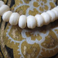 Vintage Necklace Carved Statement Ethnic Safari Africa Boho Minimalist Retro Tribal Steampunk Cosplay retro 60s 70s  WhenRosesBloom