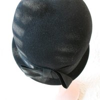 Vintage Black Derby Cloche Hat Retro Vintage Hipster Mod Boho Steampunk Bowler Bohomian 60s Cosplay Twiggy Audrey Hepburn WhenRosesBloom