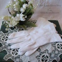White Gloves Short Beaded Elegant Vintage Tea Party Dance Wedding Bride 1st Communion Flower Girl Bridesmaid FREE SHIP US WhenRosesBloom