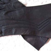 Vintage Blue Gloves Leather Navy Retro Mid Century NOS new old stock Soft Leather Classic Tailored Matinee Free Ship US WhenRosesBloom