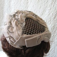Vintage Bridal Wedding Cocktail Hat Fascinator Toque Eggshell 1950's New Elegant Looking style  Mid Century  Retro Party WhenRosesBloom