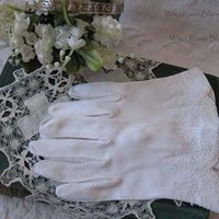 White Gloves Short Beaded Elegant Vintage Tea Party Dance Wedding Bride 1st Communion Flower Girl Bridesmaid FREE SHIP US WhenRosesBloom