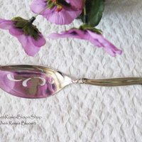 Vintage Silver Server Leilani Pattern Party Gift Entertaining Dessert Cake Pie Tea Classic Tea Victoria Mid Century Style  WhenRosesBloom