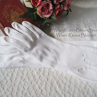 Vintage White Gloves Sz 7 Matinee Evening Retro Mid Century Wedding Tea Dance Downton J Austen  Retro Cosplay Free Ship US WhenRosesBloom