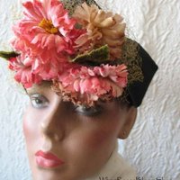 Vintage Black Hat Retro Straw Pink Floral Accent Classic Elegant Tea Party Circa 1930-1950s Hi Style Hats Women's Accessories WhenRosesBloom