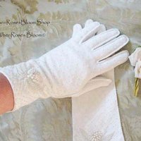 Gloves White Beads Size 6.5 Vintage Wedding Tea Dance Evening Retro Mid Century Hollywood Glamour Cosplay Free Ship US   WhenRosesBloom