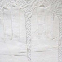 Gloves White  Sz 7 Formal Debutante Presentation Italian Kid Leather NOS Elegant Wedding Dance Austen Retro Hollywood Glamour WhenRosesBloom