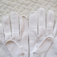 Vintage White Gloves for Classic Tea Party 1st Communion Wedding Bride Bridesmaid Retro Mid Century Style WhenRosesBloom
