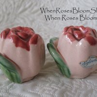 Vintage California Pottery Rose Salt Pepper Sylvans Shabby Chic Cottage Farmhouse Romantic Retro Mid Century Urban Style WhenRosesBloom