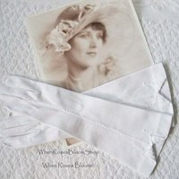 White Gloves Vintage Retro Mid Century Wedding Bride Bridesmaid Classic Matinee Downton Austen Cosplay NOS Free ship US WhenRosesBloom