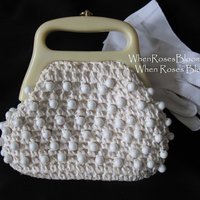 Vintage Italian Purse White Crochet Raffia Beads Boho Bohemian Retro Mid Century Suburban Chic Summer HandBag Casual Classic WhenRosesBloom