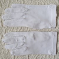 Vintage Gloves White Sz 6 1/2 Elegant Wedding 1st Communion Tea Party Bride Bridesmaid Retro Bridal Style Free Ship in US  WhenRosesBloom