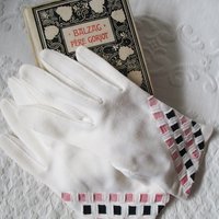 Vintage White Gloves Retro Tea Party Downton Miss Fisher Audrey Hepburn Cosplay Casual Sport Style Vegan Free Shipping in US  WhenRosesBloom