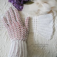 Vintage Gloves White Crochet Elegant Tea Party Vintage Retro Wedding Bridesmaid Communion Victoria Downton J Austen Cosplay WhenRosesBloom