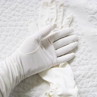 Vintage Stetson Long White Gloves gathered wrist Size 6 1/2 6.5 Tea Party Dance Mid Century Audrey Hepburn Style Free ship US WhenRosesBloom