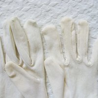 White Gloves Girl Vintage Child Classic Tea Party 1st Communion Flower Girl Wedding Bride Bridesmaid Retro Style Free Ship US WhenRosesBloom