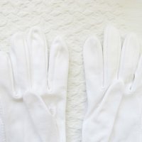Gloves White Short Flare Retro Vintage Tea Party Elegant Cosplay Downton Miss Fisher Mid Century Style Free Ship US When Roses Bloom