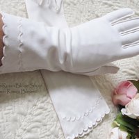 Vintage White Gloves Size 7 Matinee Wedding Classic Retro Mid Century Bride Bridesmaid Downton Austen Cosplay Free Ship US When Roses Bloom