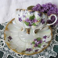 Tea Cup Purple Violets footed Melon Shape Japan Vintage Retro TeaTime Elegant Tea Gift Mid Century Shabby Chic  WhenRosesBloom Classic Tea