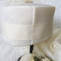White Pillbox Hat Vintage Toque w/Bow Classic Cocktail Pillbox Bellhop Toque with Elegant Jackie O Style 1950s-60s Cosplay WhenRosesBloom