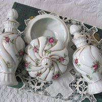 Vintage Perfume Dresser Vanity Set China Roses Thames Japan  Shabby Chic Cottage Farmhouse Romantic Retro Mid Century Urban WhenRosesBloom