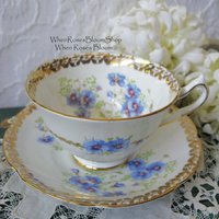 Pansy Tea Cup English Bone China Colingswood Vintage Tea Gift Dainty Elegant Shabby Chic Retro Mid Century Classic British WhenRosesBloom