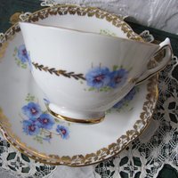 Pansy Tea Cup English Bone China Colingswood Vintage Tea Gift Dainty Elegant Shabby Chic Retro Mid Century Classic British WhenRosesBloom