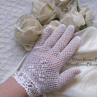 Vintage Gloves White Crochet Fishnet Elegant Tea Party Vintage Retro Wedding Bridesmaid 1st Communion Victoria Downton WhenRosesBloom