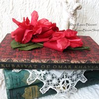 Rubaiyat Rubaiyyat Omar Khayyam Vintage Book Classic Poetry  Romance Love poem Literature Gift Decorative Library Decor   WhenRosesBloom