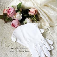 White Gloves Short with Pearl Button Retro Vintage Tea Party Elegant Wedding Cosplay Downton Miss Fisher Mid Century Style When Roses Bloom