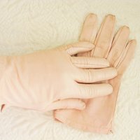 Vintage Pink Gloves French Leather Kislav 6-7 Wedding Tea Party Retro Mid Century Bridal Downton Jane Austen Retro Cosplay When Roses Bloom
