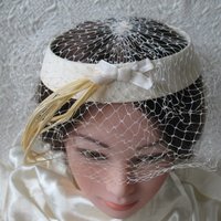 Vintage Hat White Fascinator Cocktail Tea Party Wedding Bridal Art Deco Gatsby Hat w/Feathers Net Birdcage Veil Mid Century WhenRosesBloom