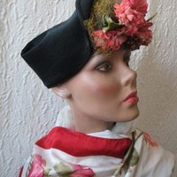 Vintage Black Hat Retro Straw Pink Floral Accent Classic Elegant Tea Party Circa 1930-1950s Hi Style Hats Women's Accessories WhenRosesBloom