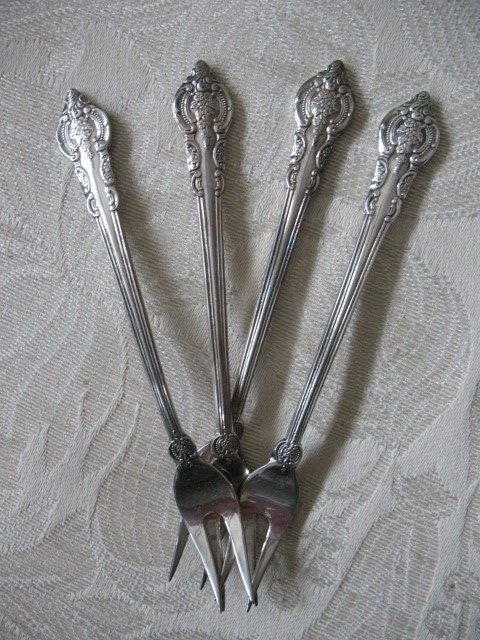 Silver Seafood Cocktail Forks Wallace Royal Baroque Vintage Party Tea Time Tea Gift Entertaining Set of 4  WhenRosesBloom
