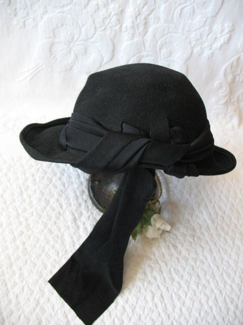 Vintage Black Hat Picture Hat  Katharine Hepburn Society Girl Mid Century Hollywood Glamour Retro Party Boho Cosplay WhenRosesBloom