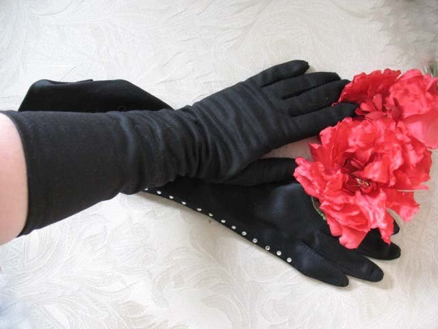 Black Gloves Sz 7.5 Rhinestone Elegant Vintage Hollywood Glamour Mid Century Cocktail Party Lady Mary Downton Marilyn Monroe WhenRosesBloom