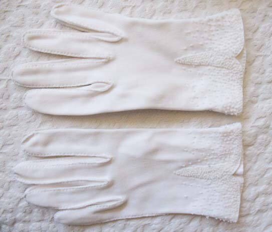 White Gloves Short Beaded Elegant Vintage Tea Party Dance Wedding Bride 1st Communion Flower Girl Bridesmaid FREE SHIP US WhenRosesBloom