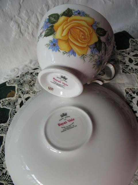 Vintage Tea Cup Yellow Roses English Bone China Retro Classic TeaTime Gift Mid Century Shabby Chic Downton Abbey Style WhenRosesBloom