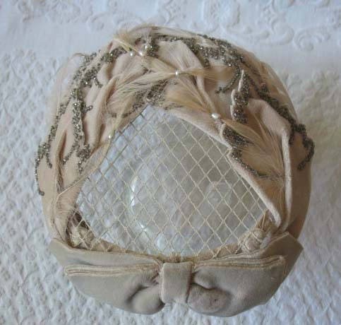 Vintage Bridal Wedding Cocktail Hat Fascinator Toque Eggshell 1950's New Elegant Looking style  Mid Century  Retro Party WhenRosesBloom