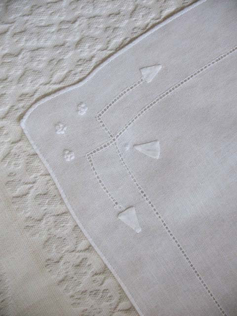 Vintage White Hanky Wedding Keepsake Remembrance Handkerchief Elegant Linen Heirloom Gift Classic Romantic Style Free ShipUS  WhenRosesBloom