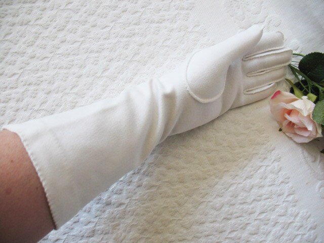 White Gloves Vintage Retro Mid Century Wedding Bride Bridesmaid Classic Matinee Downton Austen Cosplay NOS Free ship US WhenRosesBloom