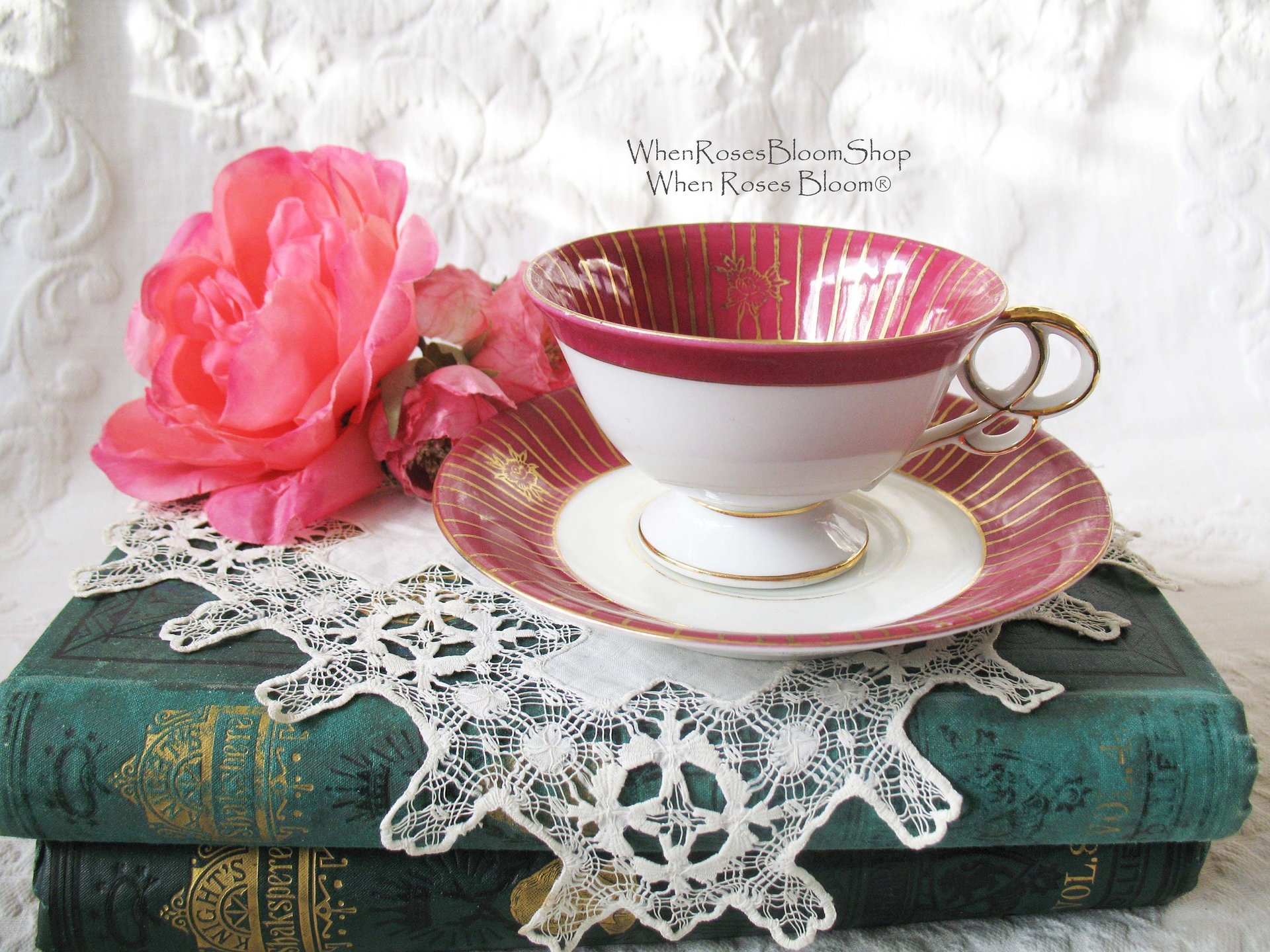 Tea Cup Pink Red Floral Roses Footed Japan Vintage Retro Tea Time Gift Mid Century Shabby Chic Afternoon Tea Party  WhenRosesBloom