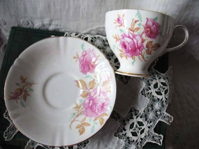 Tea Cup Pink Roses English Bone China Vintage Retro Tea Gift Mid Century Shabby Chic Farmhouse Jane Austen Downton Abbey WhenRosesBloom