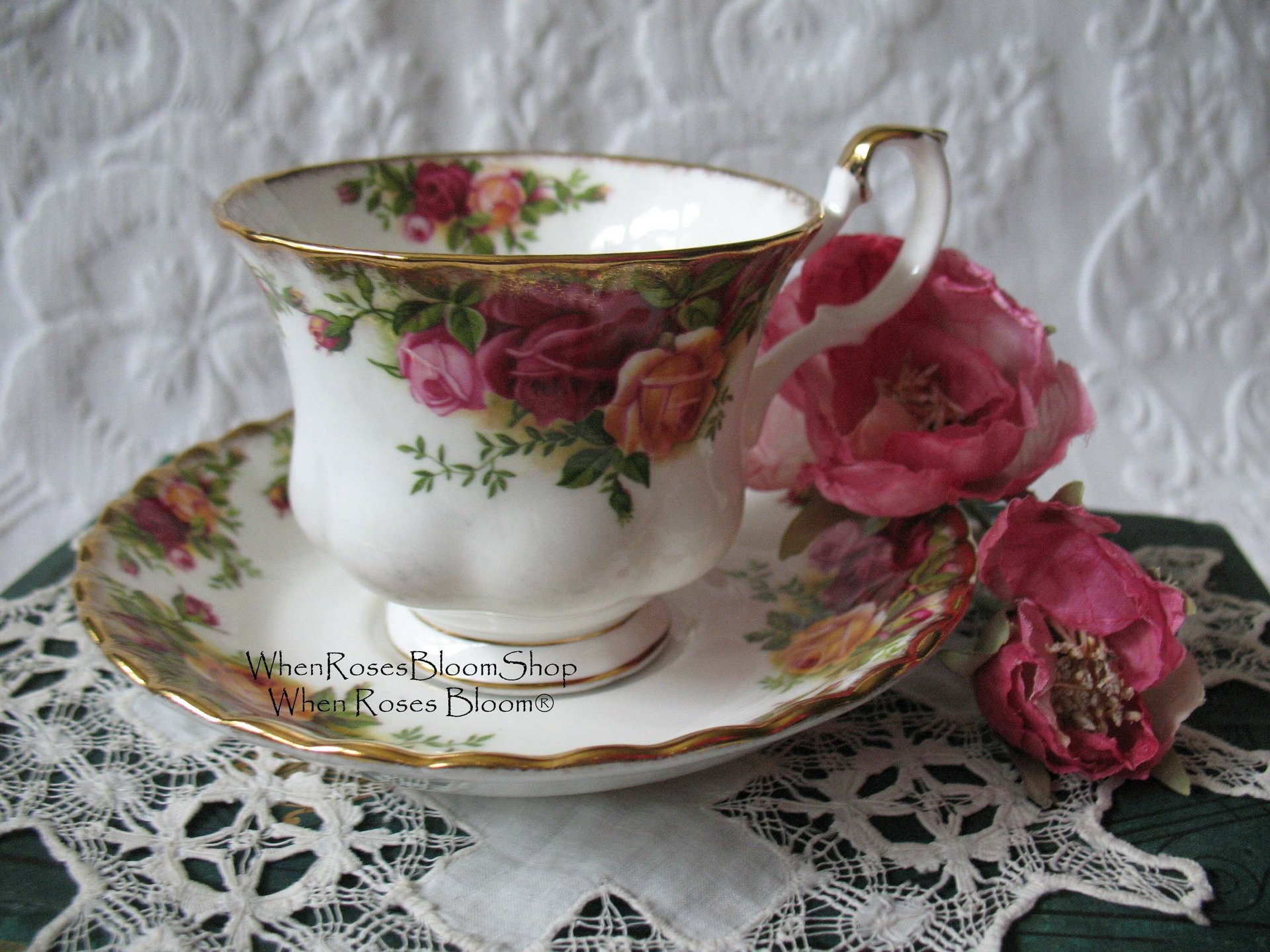 Tea Cup Old Country Roses Mommy & Me set Royal Albert English Bone China Rare Vintage Retro TeaTime Gift  Mid Century WhenRosesBloom