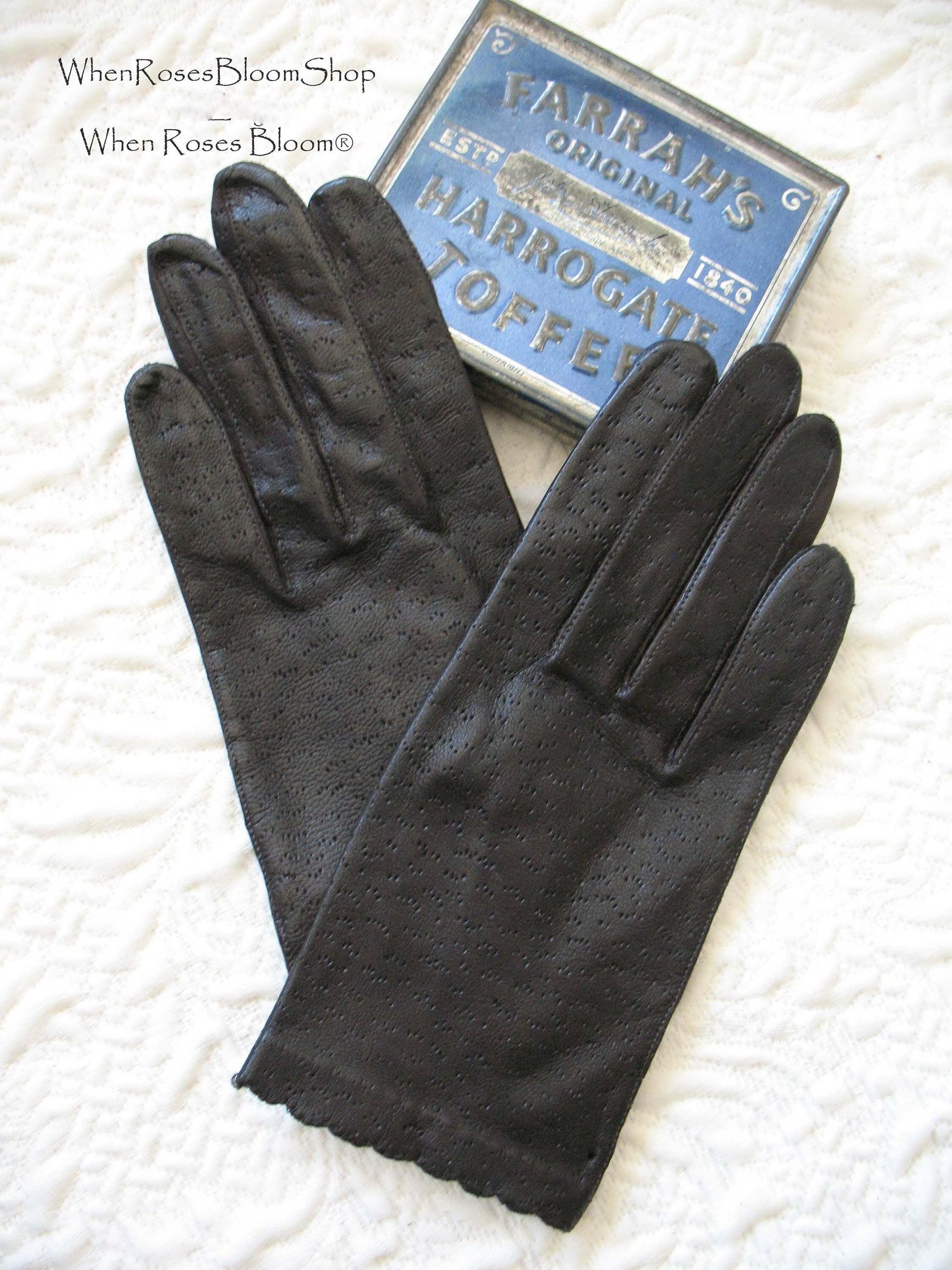 Vintage Leather Driving Gloves Black Leather Sz 6 NOS Retro Mid Century Miss Fisher Cosplay Classic Wardrobe Free Ship in US WhenRosesBloom