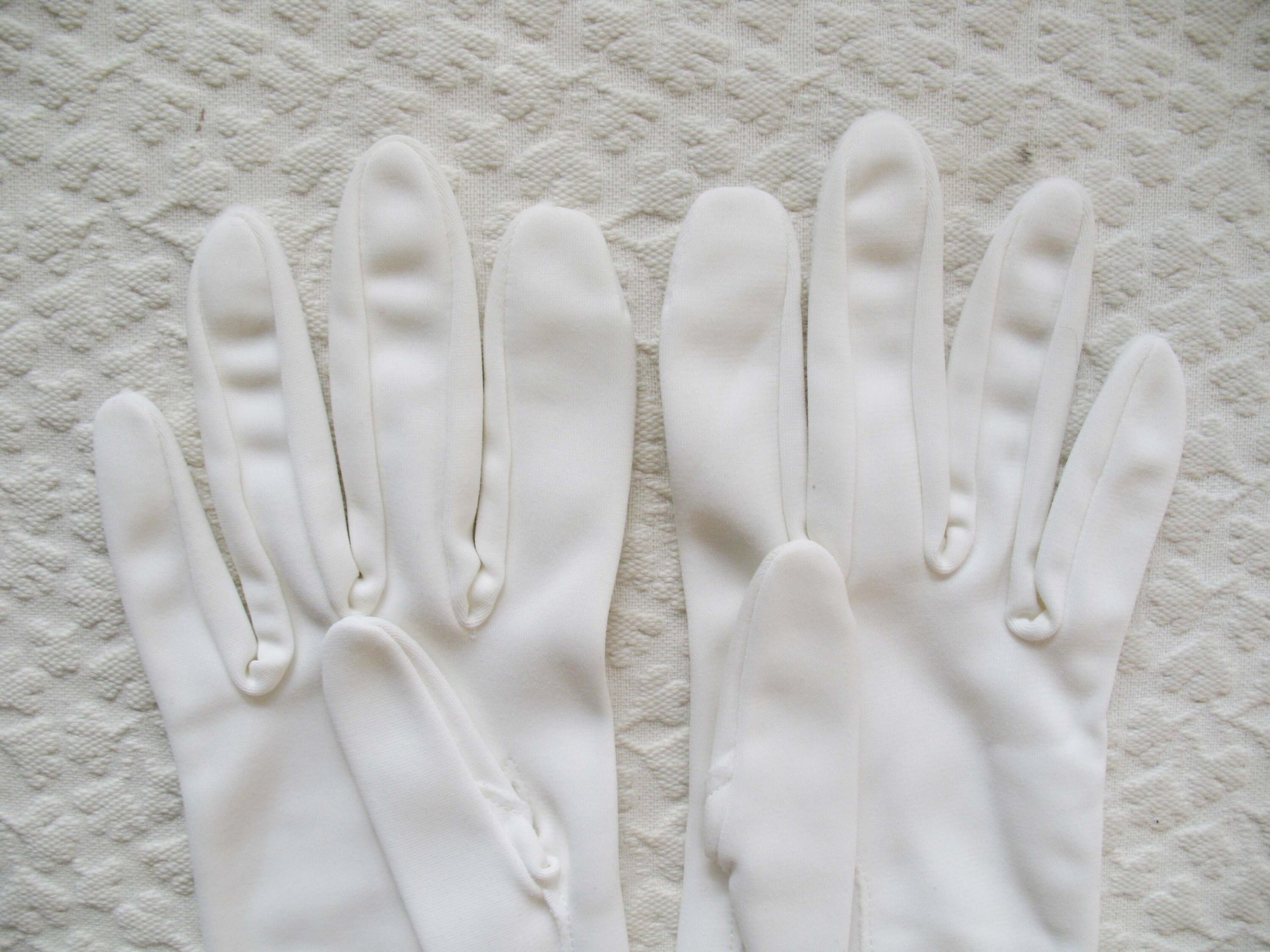 White Gloves Vintage Retro Mid Century Wedding Tea Matinee Downton Miss Fisher Cosplay Audrey Hepburn Style  Free Ship US When Roses Bloom
