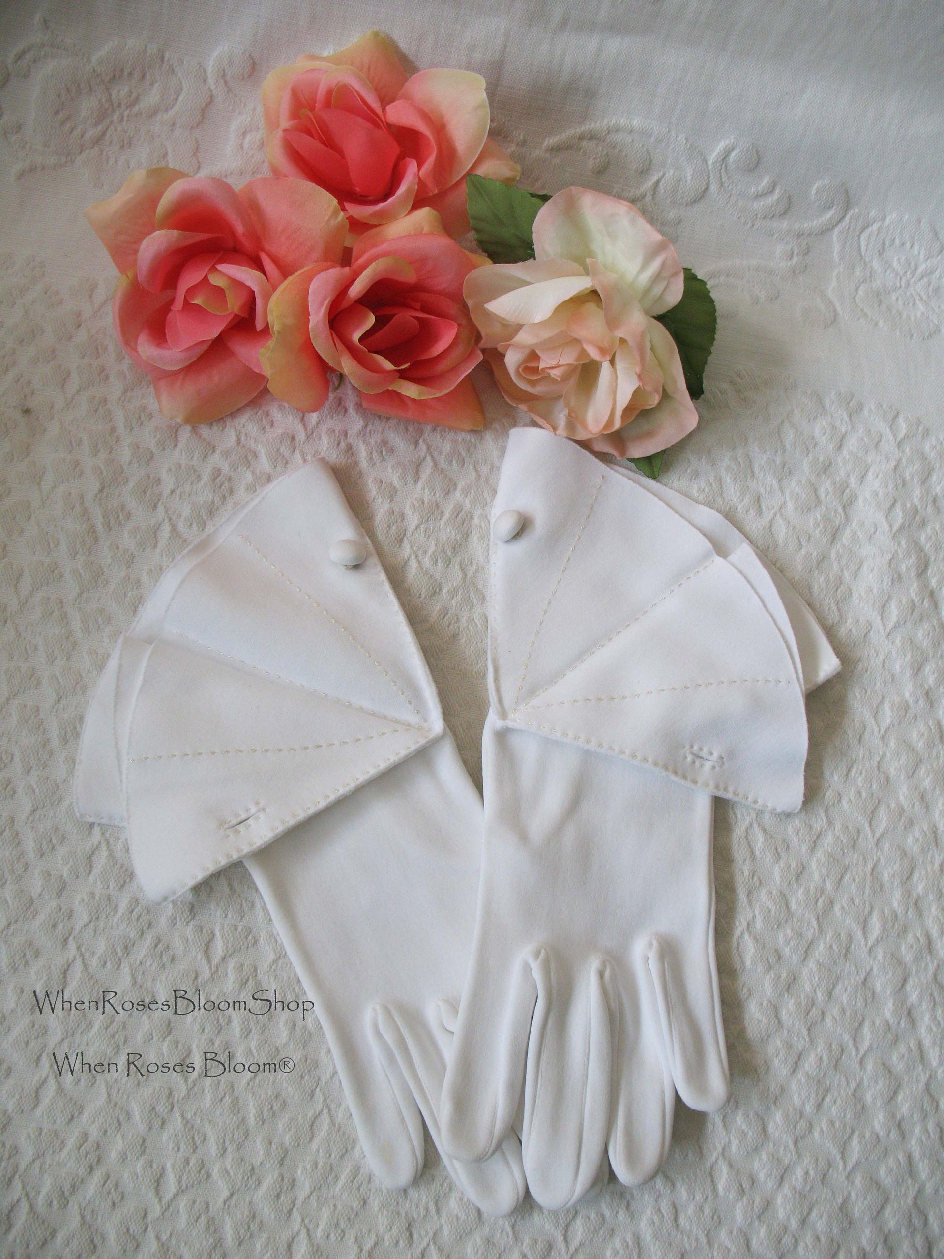 Vintage White Gloves Retro Mid Century Tea Party Style Wedding Bride Bridesmaid Miss Fisher Downton Cosplay   Free Ship US WhenRosesBloom