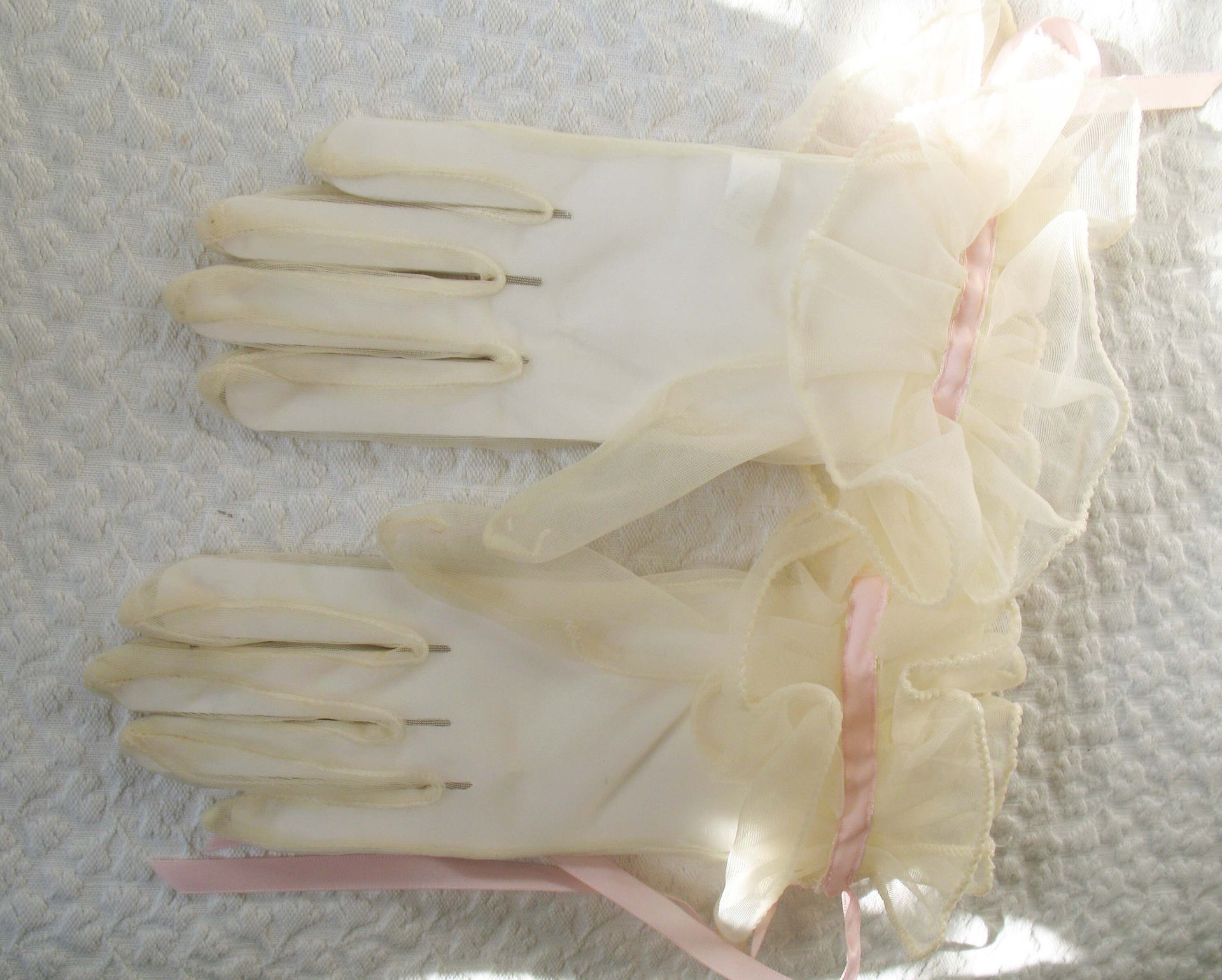 Vintage Gloves Sheer White Ruffles Pink Retro Mid Century Wedding Tea Dance Party NOS Mid Century Cosplay  Free Ship  US When Roses Bloom