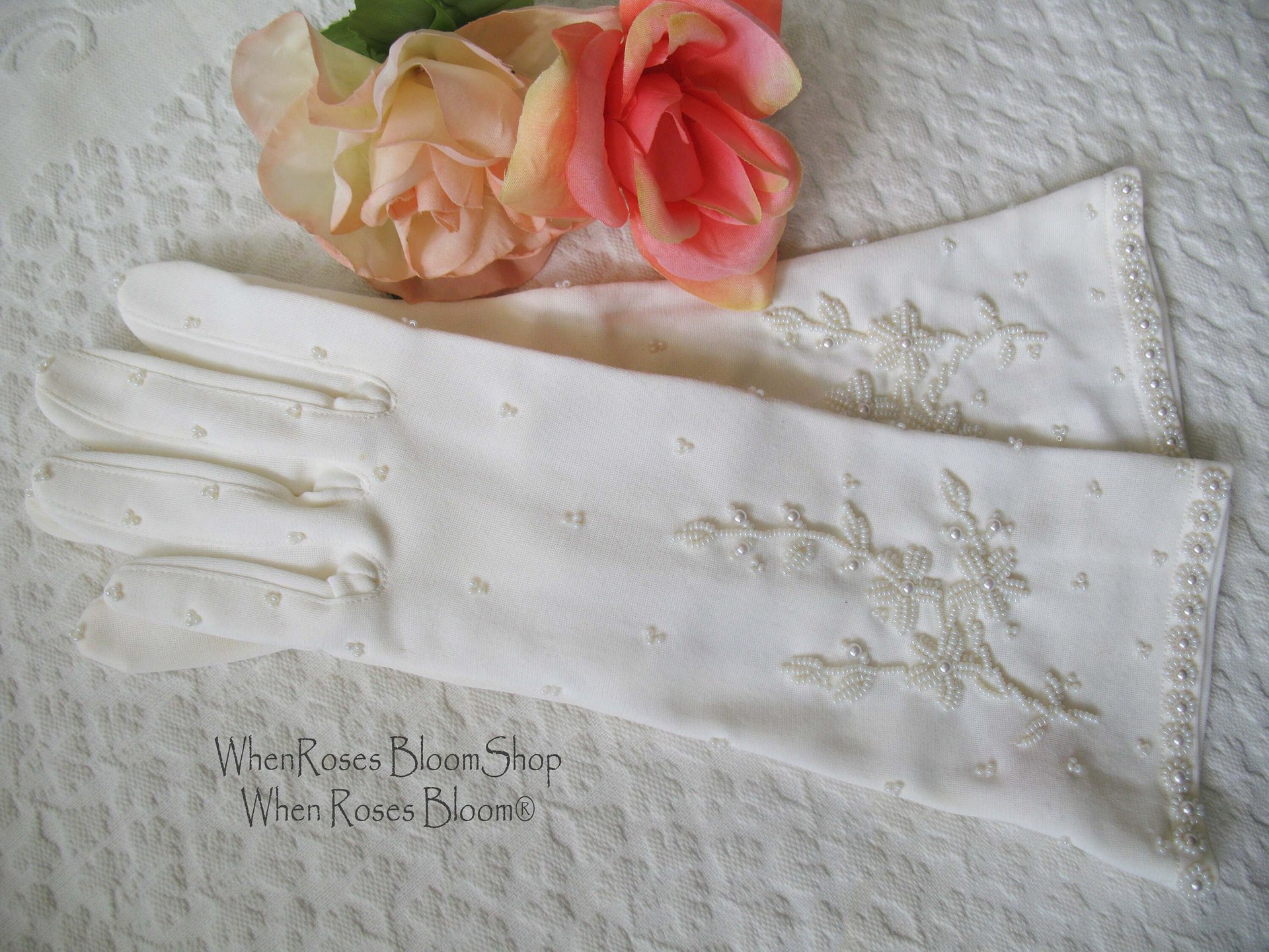 White Gloves Sz 7 8 Pearls Wedding Tea Dance Vintage NOS Matinee Evening Retro Mid Century Hollywood Glamour Free Ship US   WhenRosesBloom