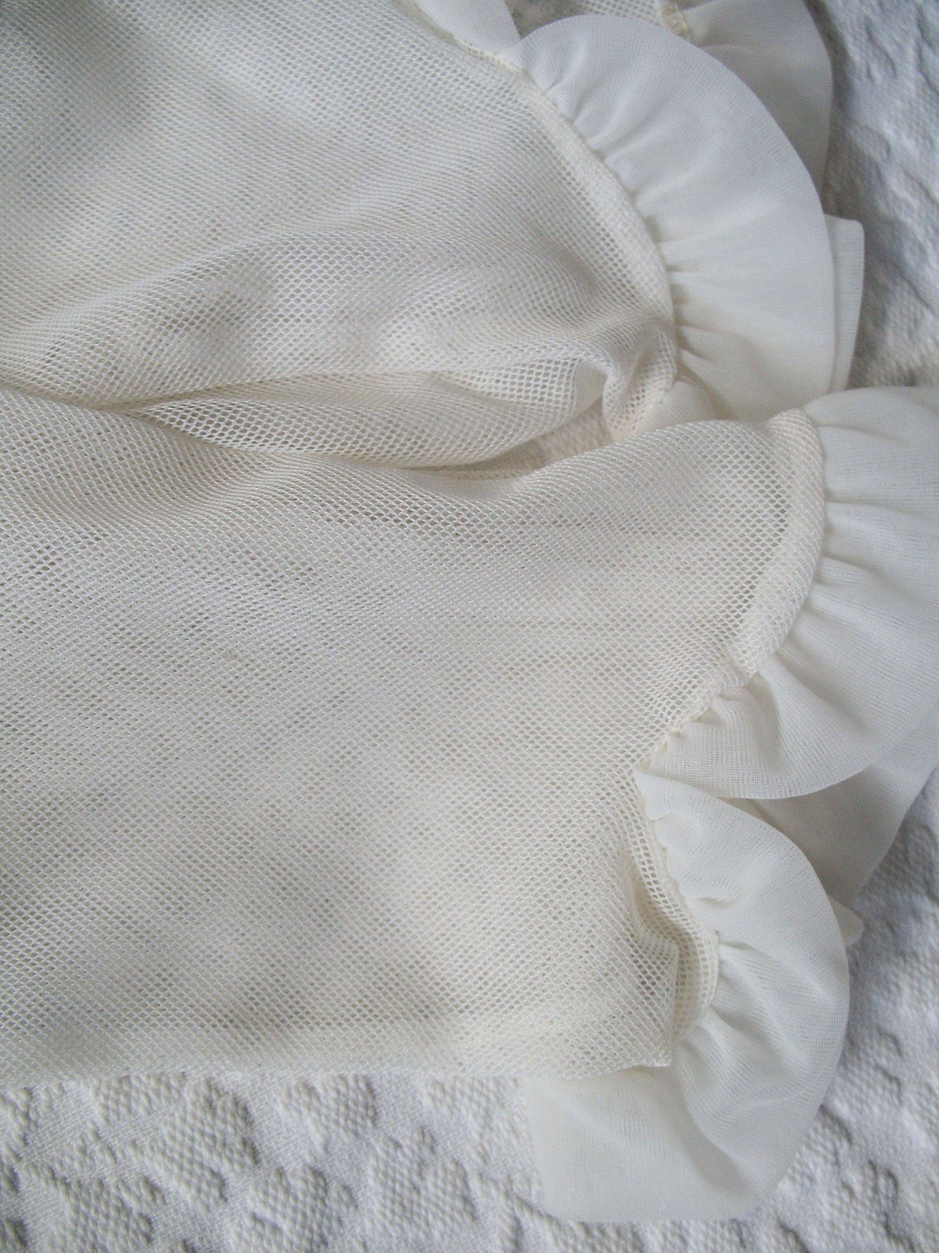 Vintage Gloves Sheer White Net Retro Cosplay Mid Century Wedding 1st Communion Tea Dance Downton Tea Party Free Ship  US When Roses Bloom